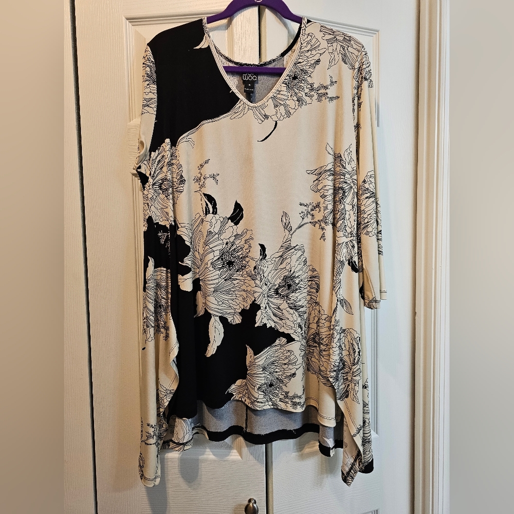 Clara Sunwoo tunic 1X